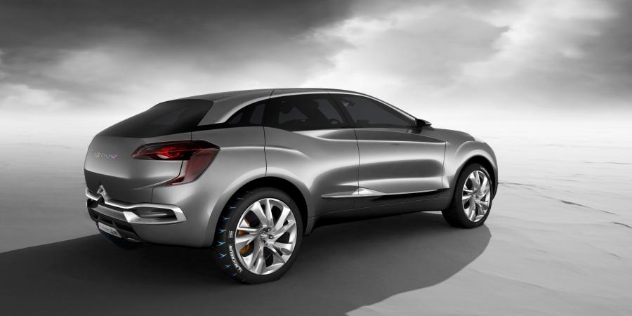  Citroen Hypnos Hybrid Crossover Concept 2008 года  (фото 5 из 104)
